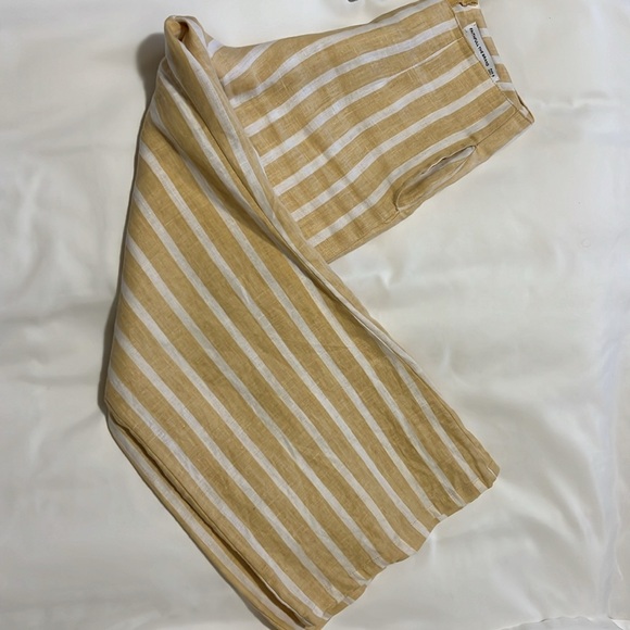 Faithfull The Brand Linen Set - Picture 3 of 5